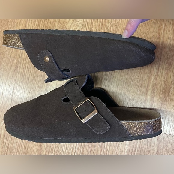 KIDMI Women's Suede
Leather Mules Cork Footed
Sandals Sz 42 US Women’s 8-8.5 - Picture 3 of 4